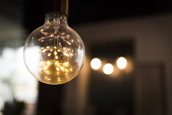 Electric clearance light globes